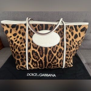 💯 Authentic D&G Borsa Canvas Leo Tote Bag.
